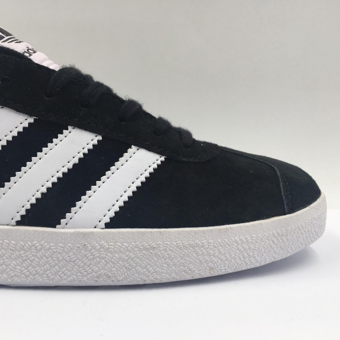 superstar gazelle